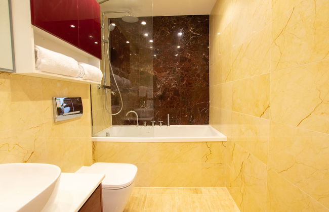 Kew Bridge by Charles Hope - Foto 38