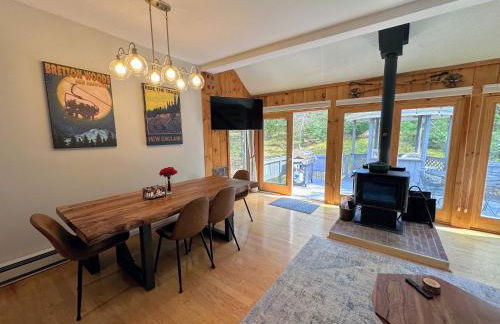 43TV peaceful mountain retreat fireplace firepit large yard WiFi - Foto 9