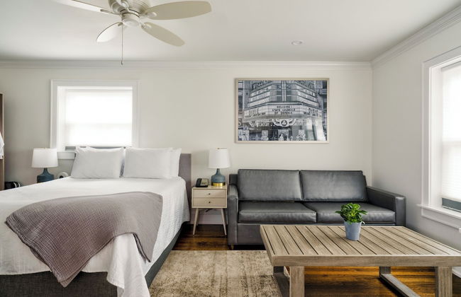 The Plaza Hotel - Photo 41