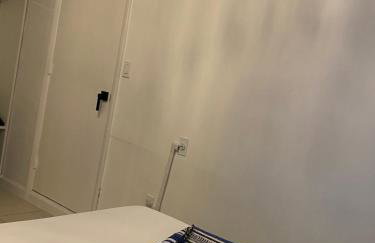 Beautiful House 7 min from Miami Airport w FREE parking - Photo 48