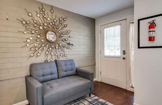 Charming Mid Town Guest House W/private Patio! - Foto 16