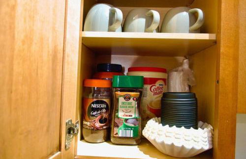 The Banksy-Free Parking -4 bedroom w King bed- Firepit Rooftop near United Center - Foto 39