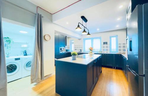 Top Floor Apartment with Castle Views - Foto 1