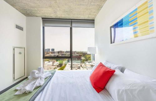 Bright & Modern 2BR Perfect City Escape - Foto 26