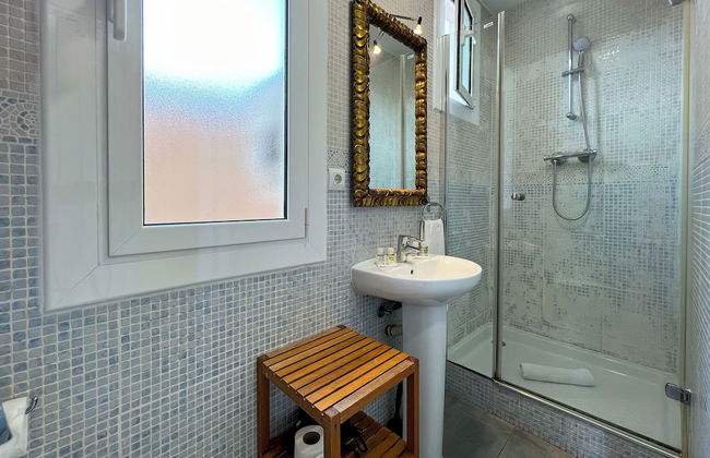 Stay U-nique Apartments Fontrodona - Photo 20