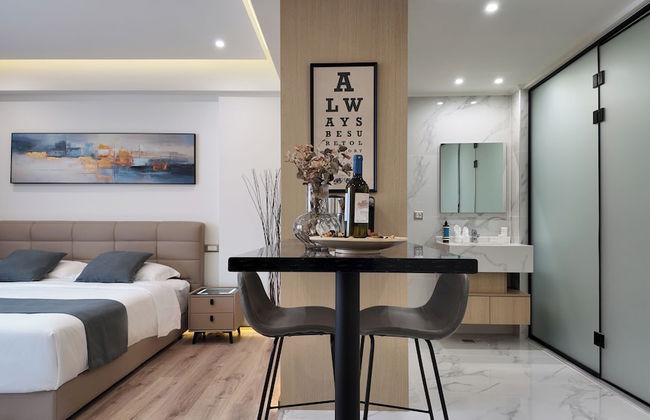 CC LUX Suites - Photo 57