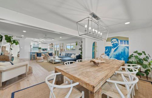 Oceanfront Cocoa Beach Vacation Home Private Beach, Tiki Bar & Family Fun - Foto 14