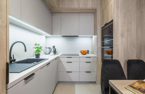 Emihouse Riverside Two-Bedroom Apartments - Free Parking, City Center - Foto 60