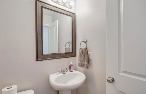 8 Mi to Loveland Aquarium Mtn Home in Herriman! - Foto 11