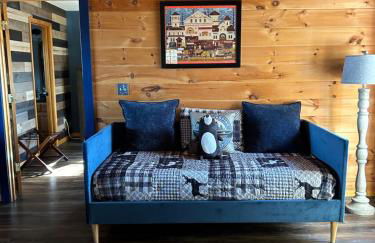 Blue Beary Delight Newly renovated Near Everything - Foto 9