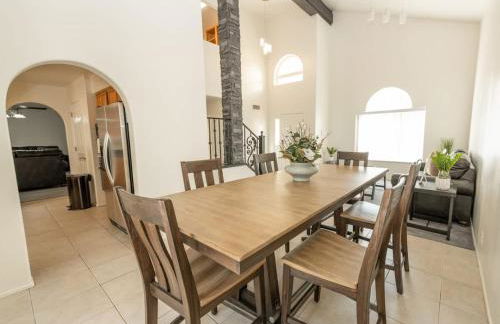 Large Family Home with Game Room - Foto 5