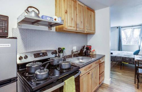 Studio w/ King bed Near Dwtd - Foto 10