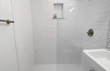 Explore Downtown and Mount Adams with River Views - Foto 13