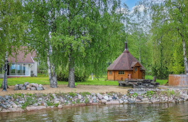 Lake suite - Photo 1