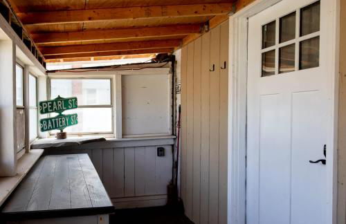 Private Renovated Apt w WasherDryer near dwntwn - Foto 4