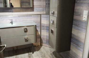 APPARTEMENT REZ DE JARDIN DANS VILLA VUE MER - Foto 15