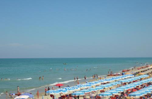 Piazza Verdi SP Roseto Vacanza - Foto 10