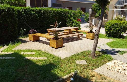 Μονοκατοικία με κήπο στη θάλασσα. - Foto 4