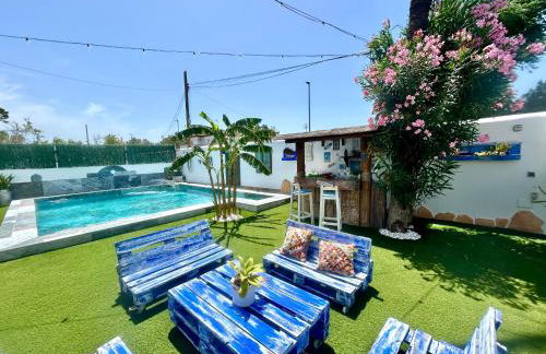 GATU Villa Lurberri, piscina privada, Parking, jardines -Mayores de 25 años y familias " - Foto 46