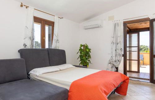 Long Green House - Photo 21