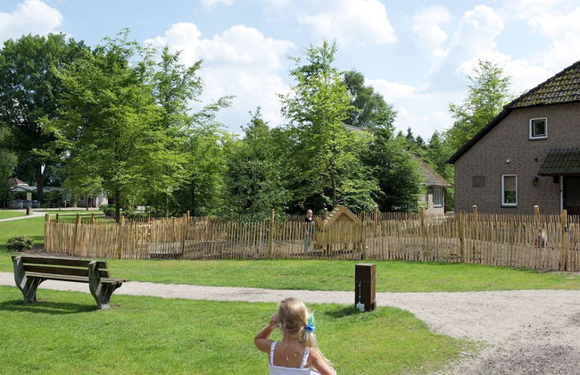 Spacious Family Villa Uden - Photo 47