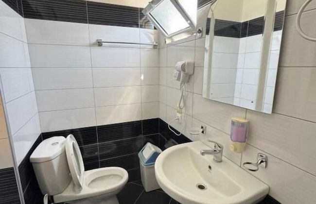 Villa Shehu - Photo 32