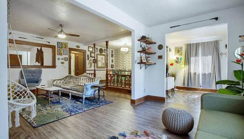 Eccentric Escape-hop skip jump to Plaza District - Foto 5