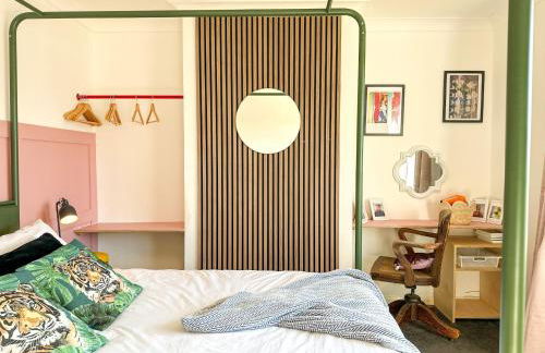 Modern Family Home near Reculver - Sleeps 8 - Pets Friendly! - Photo 34