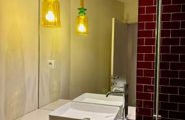 Three Little Birds -RedBird - Foto 3