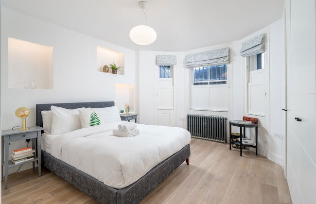 JOIVY Stylish 2-Bed Flat W/ Private Garden In Notting Hill, - Foto 5