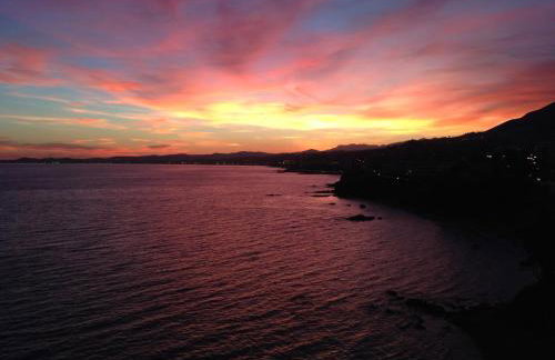 The Penthouse Panorama Exclusive Seafront Estate - Photo 35