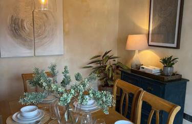 Cozy 3-Bed Cottage with Hot Tub - Foto 16