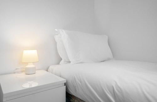 Bruce Road 3 Bedroom Apartment - Glenrothes, Fife - Foto 28