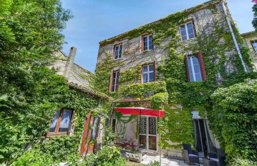 Les Bellevue Cité "3 Apartments, 1 with Garden & Private Parking, Aircon, WiFi, Free Public Car Park, 1 km from Cité" - Foto 64