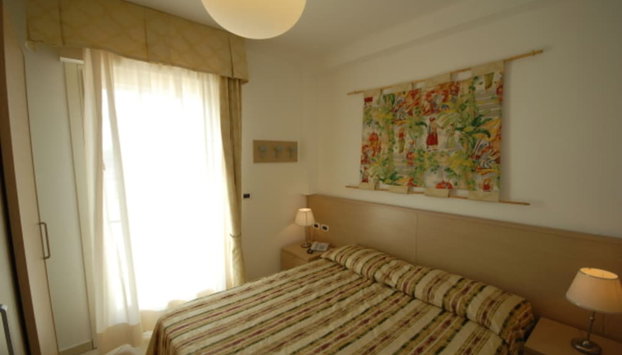 Seaview Delight - 2 Bedroom Apartment in Bibione - Foto 3, Habitación