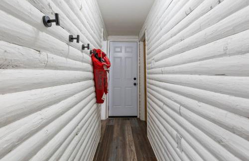 Private RRG Cabin with Game Room & Views - Foto 28