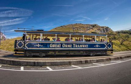 The Cottage on the Beach - Sleeps 7 - Large Garden - Foto 26