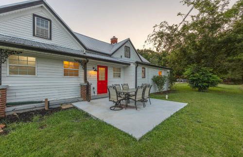 The Bulldog Farmhouse - 100 year old home - Foto 30