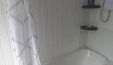 6-min Walk to New Cross Parking Long Stay Discounts - Foto 3, Shower