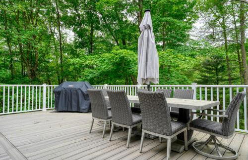 Brand New House with Huge Patio - Photo 42