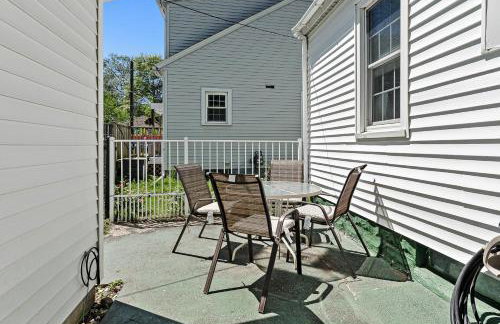 Peaceful Pastel - Cheerful Cottage Close to Pere Marquette and Muskegon Lake - Pet Friendly - Foto 18