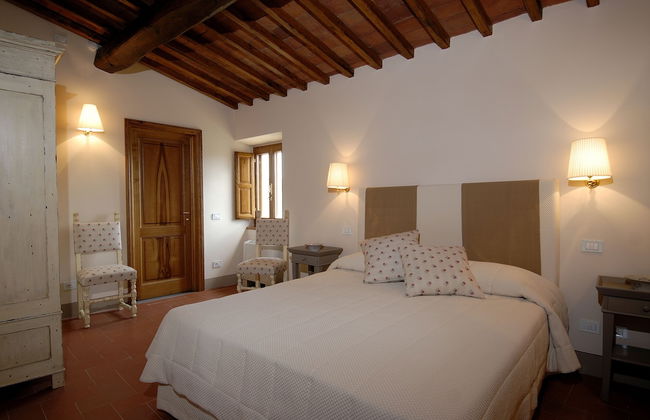 Castello Vicchiomaggio - Photo 3