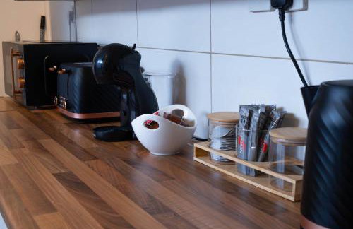 5BR House, Free Parking, Fast Wi-Fi, Sleeps 10 - Foto 10