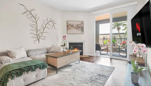 Lux Oasis in Woodland Hills - Foto 5