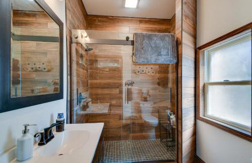 Missouri Castle with Private Lake, Pool and 100 Acres! - Foto 20