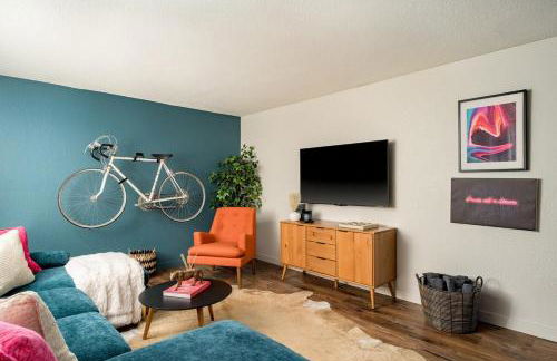 Huge Hot Tub, Theater Room, Family Friendly Oasis - Foto 9