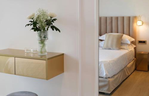Golden Luxury Suites - Foto 79