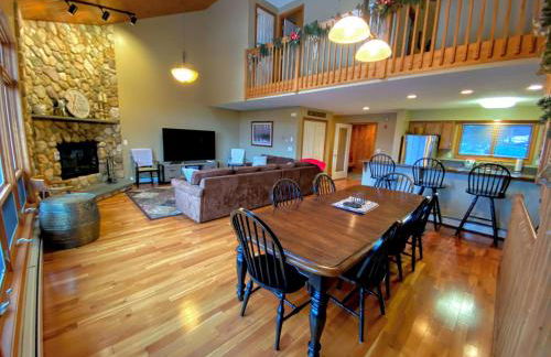 V3 Gorgeous SKI-IN Mountain View Townhouse with great views in Bretton Woods Fast wifi - Foto 29