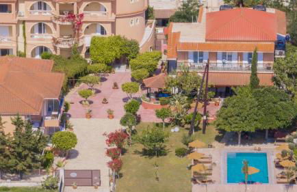 Filoxenia Luxury Studios & Apartments - Foto 3