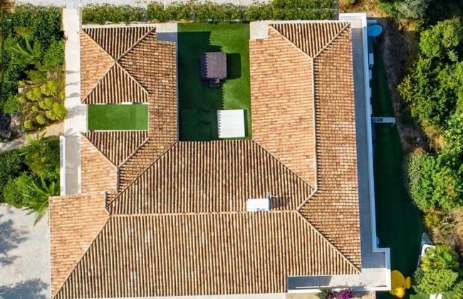 Top Luxury Marbella Villa - Photo 36